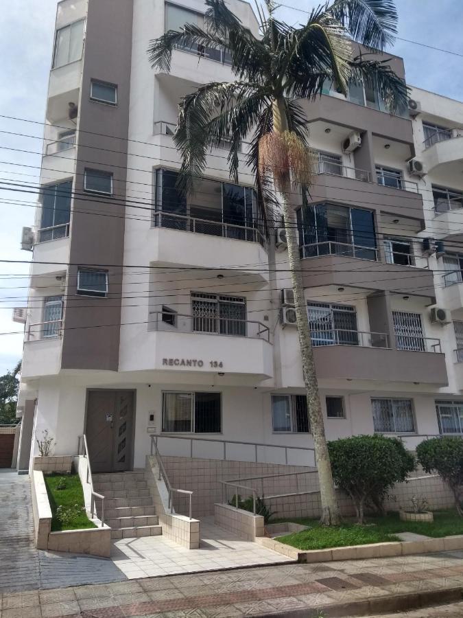 Apto Na Praia De 1 Dormitorio Com Vista Pro Mar A Poucos Passos Da Areia Apartamento Florianópolis Exterior foto